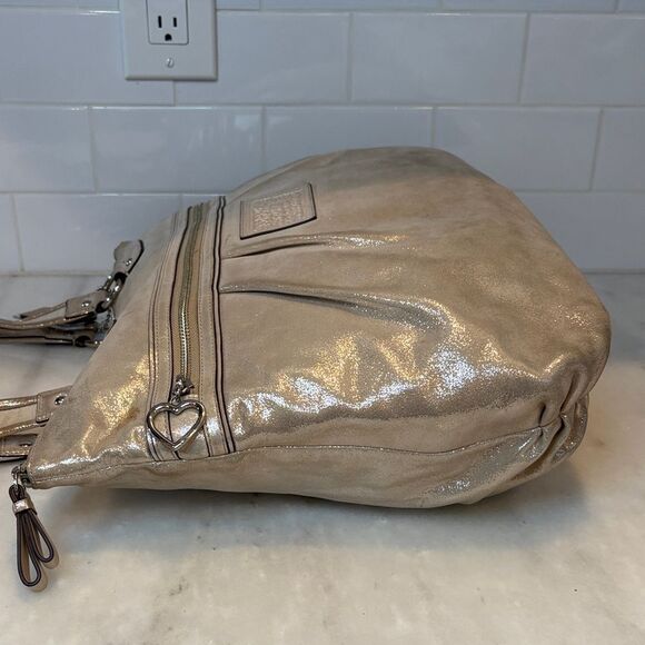Coach Poppy Daisy Signature Logo Metallic Leather XL Tote Shoulder Bag - Picture 9 of 15